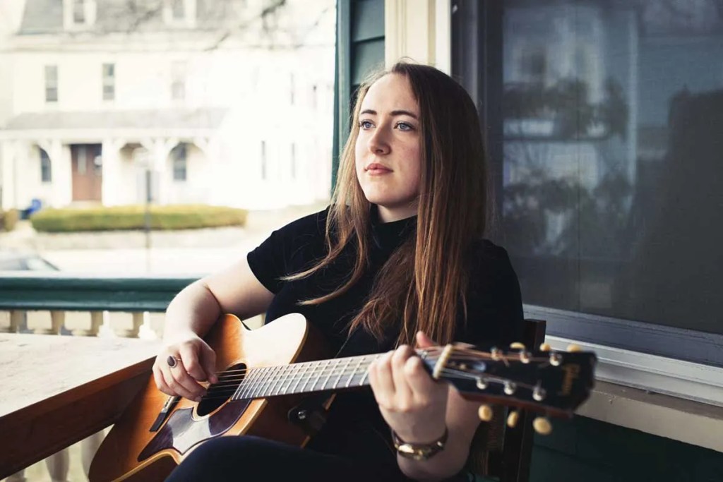 Isa Burke, Photo: Louise Bichan